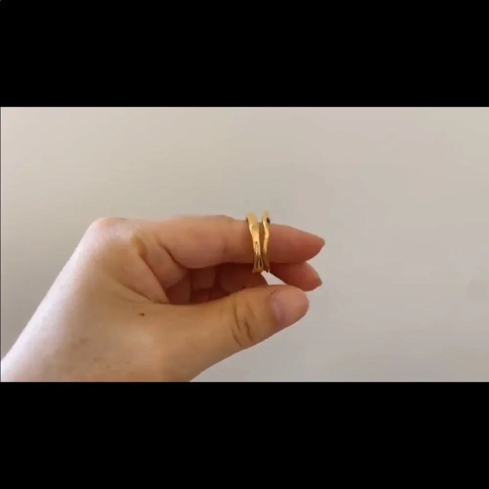 Gold ring set - Picture 1 of 2